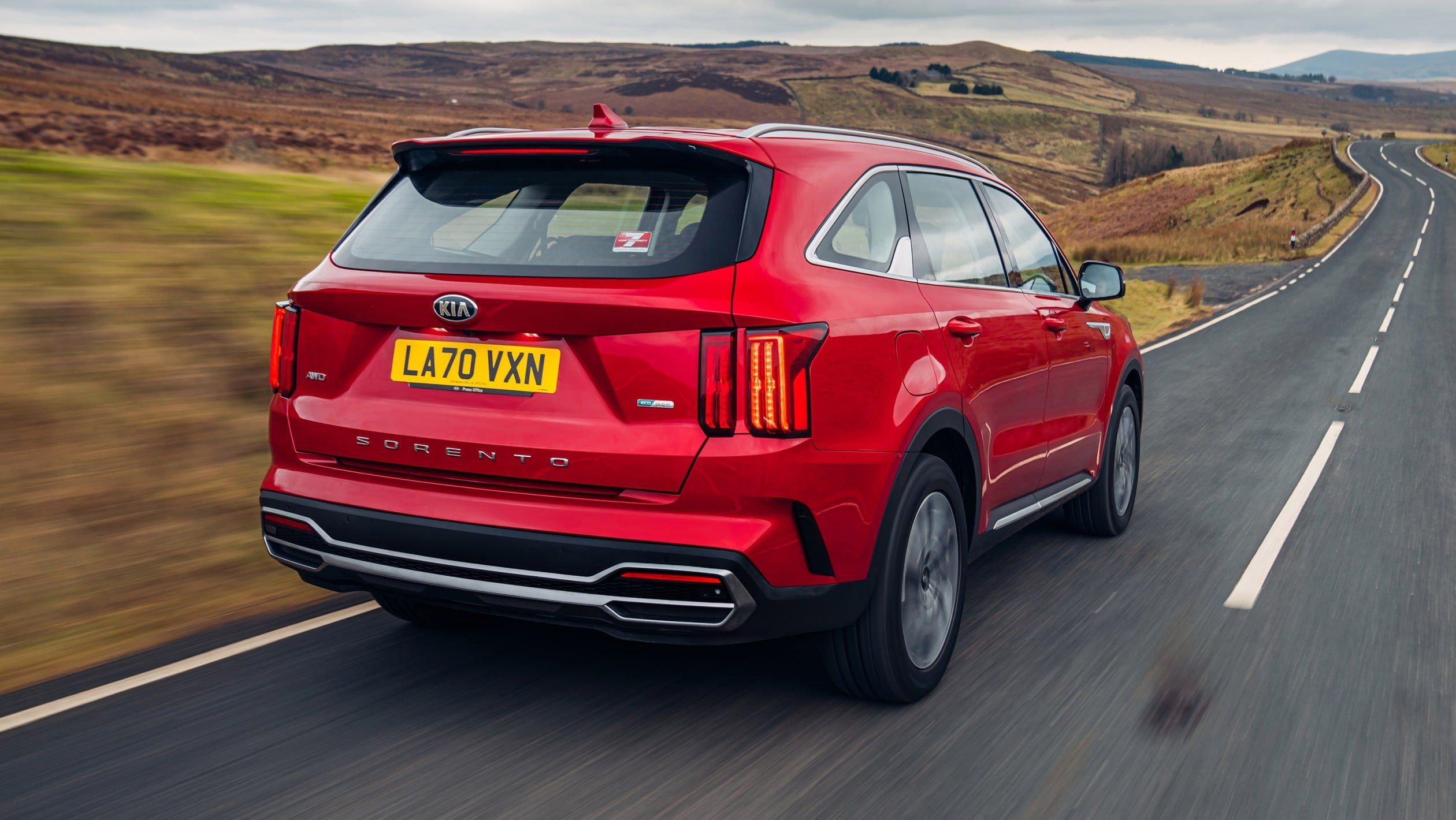 海外试驾2021款起亚索兰托phev新车预计q4季度上市