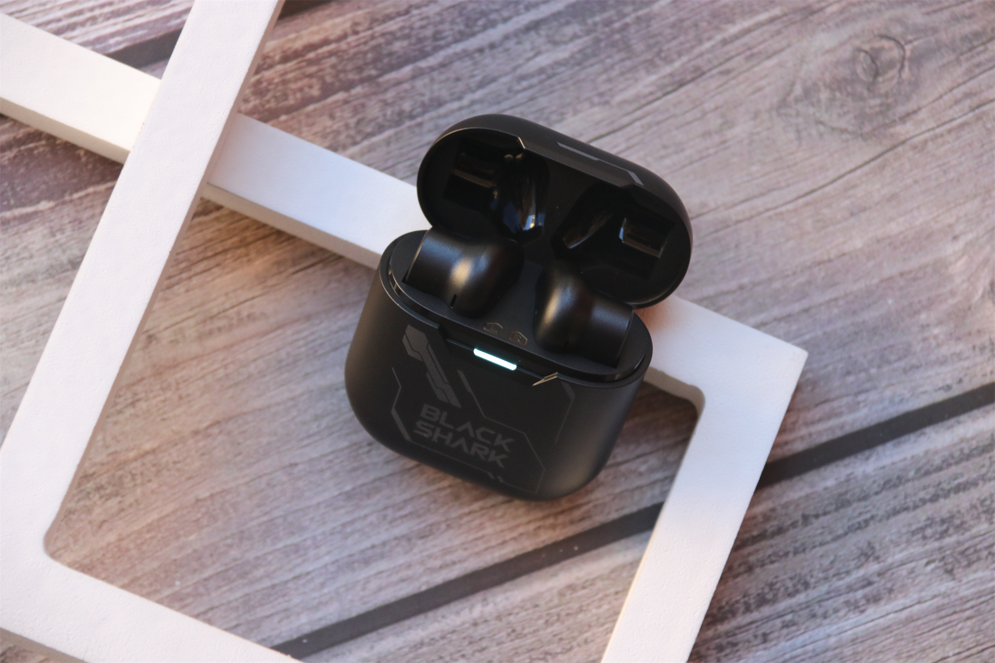 黑鲨凤鸣真无线蓝牙耳机评测