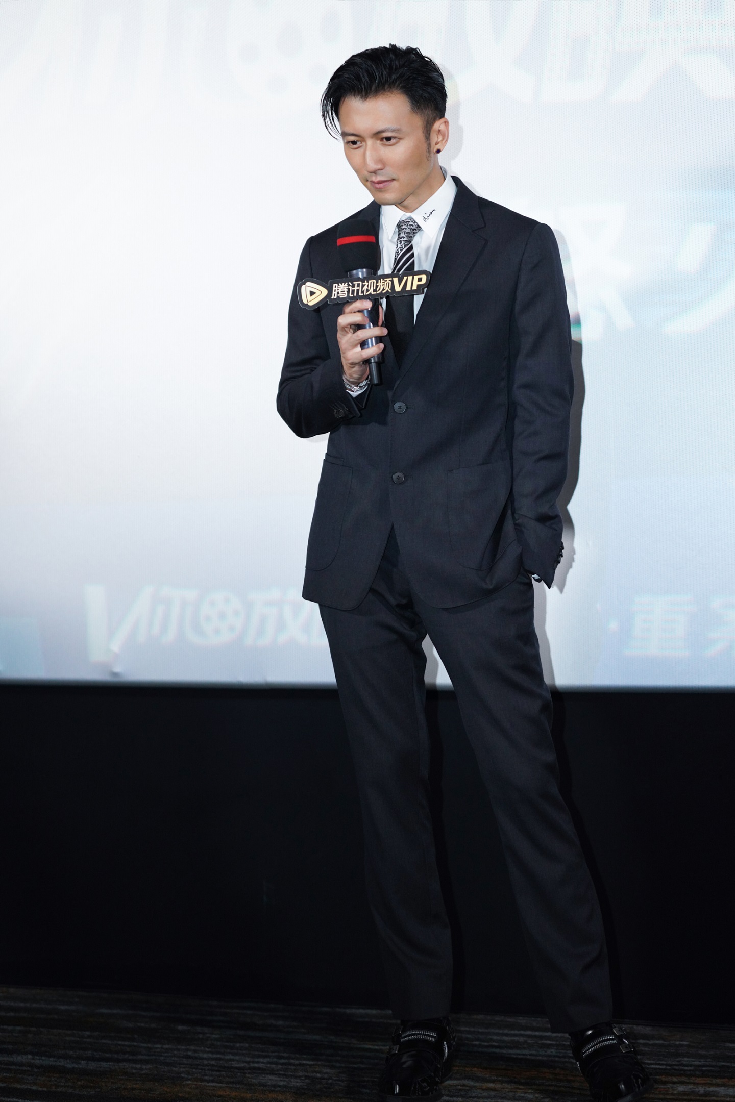 谢霆锋出席《怒火·重案》超燃首映礼 分享电影拍摄的台前幕后