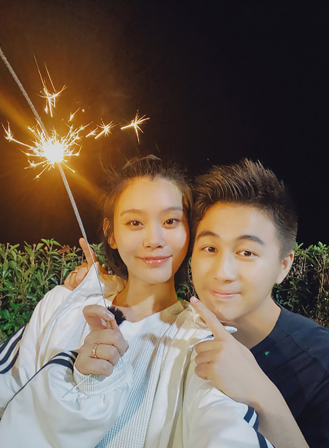 奚梦瑶二胎得女?何猷君表哥公开宝宝英文名送祝福