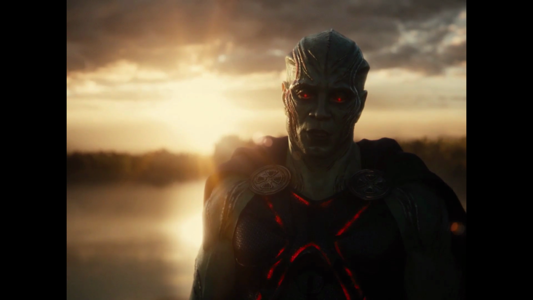 比如4代原子侠郑恺,他这次戏份还挺多,而且还与荒原狼匆匆一瞥.