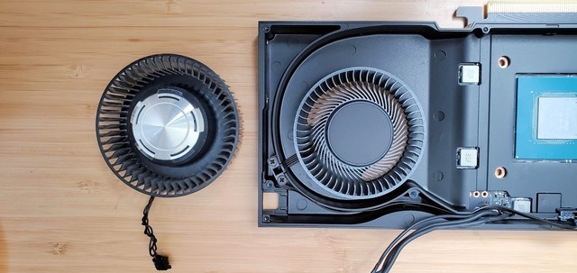 将万元级显卡大卸八块 内部结构竟然长这样