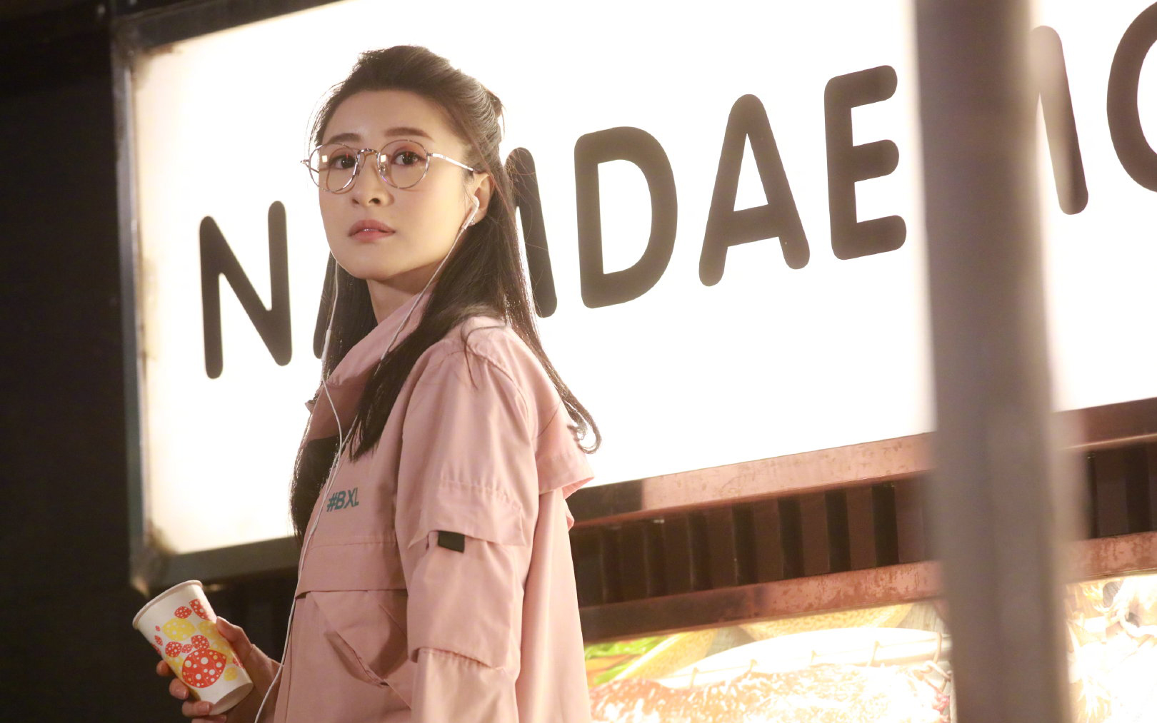 林夏薇,还是因为她的颜值,大家对于有颜值的演员,总是带有色眼镜来看