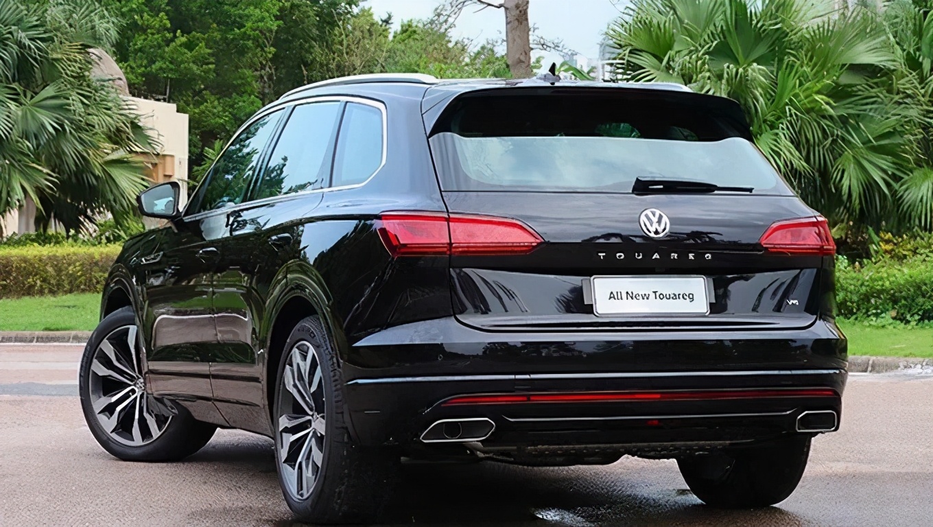 2021款大众途锐新增车型上市 配备全新品牌标识和触控方向盘__凤凰网