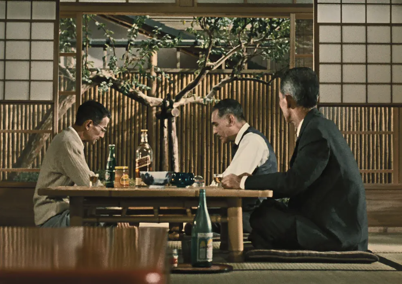 电影《秋刀鱼之味》(1962)剧照。