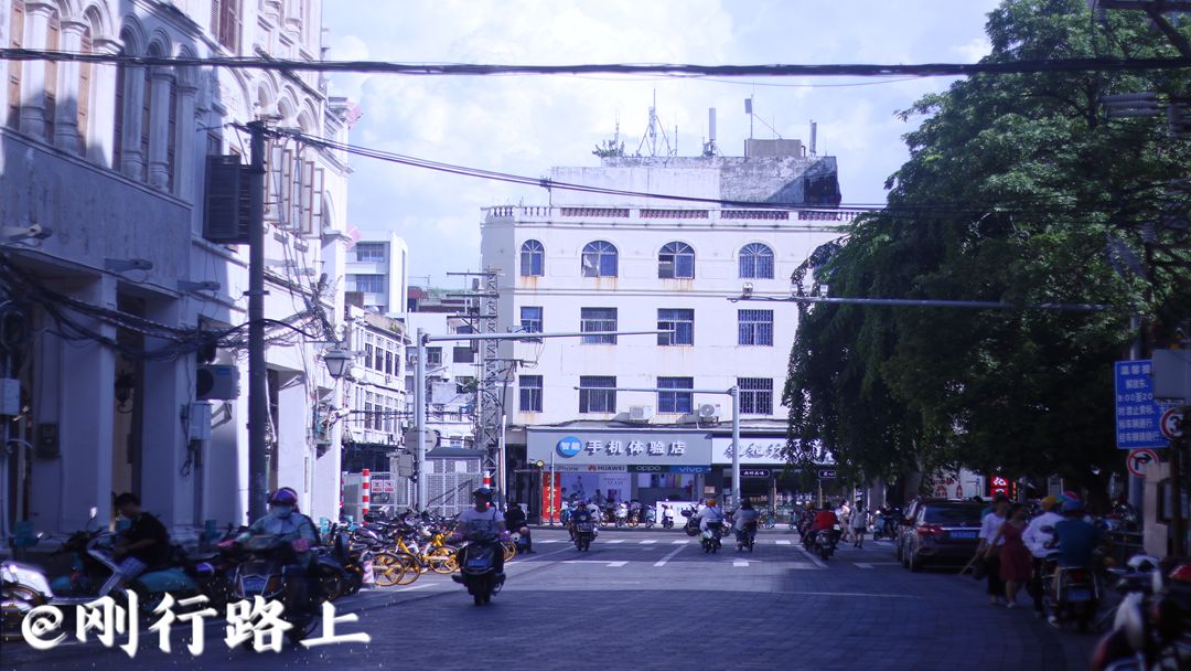 主要分布于海口市得胜沙路,中山路,博爱路,新华路,解放路,长堤路等