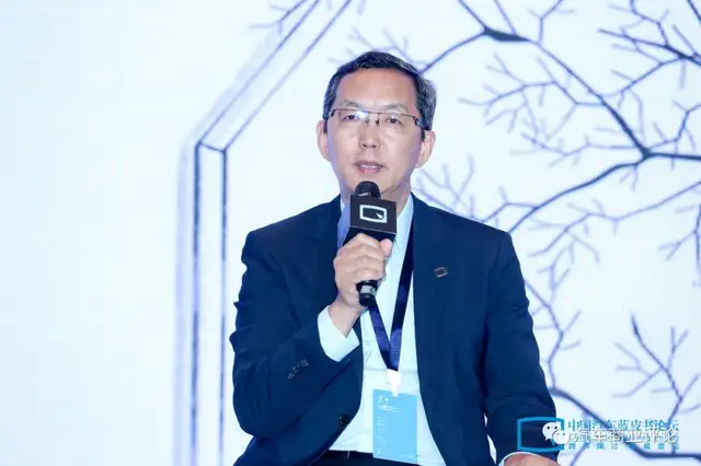 申勇(momenta产品工程副总裁)