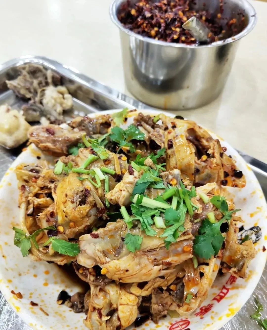 三天三次鸡架!55 万人点赞!沈阳确诊患者硬把流调记录整成了美食攻略