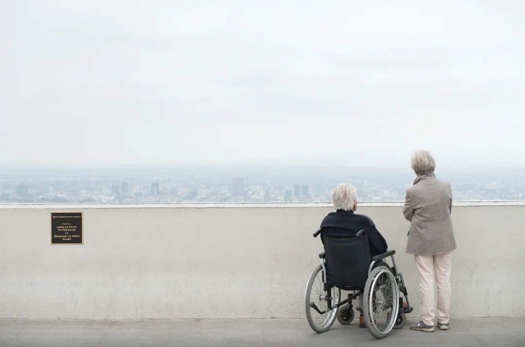 怎么看护瘫痪老人“我死了，没人认领我的遗体”：这种痛，1.1亿人正在经历_https://www.jmylbn.com_新闻资讯_第15张