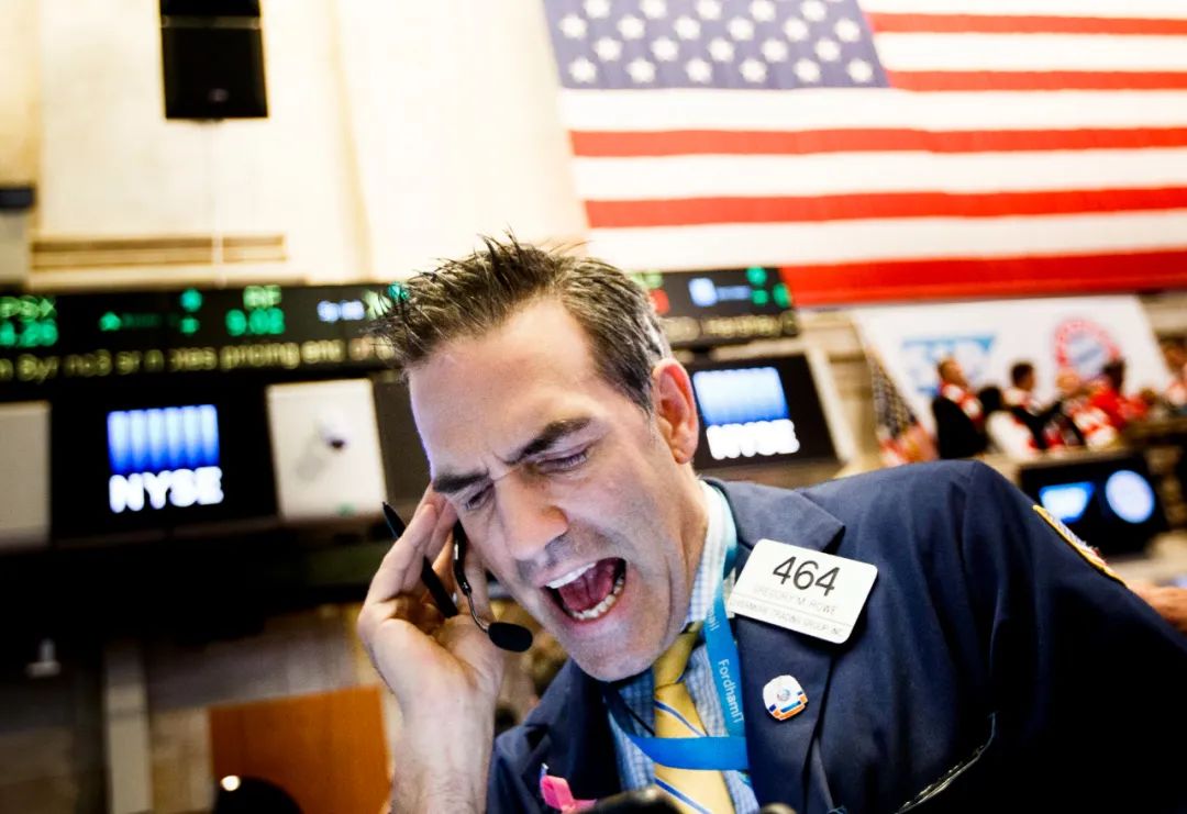 美国散户“血洗”华尔街，韭菜们真的操纵了市场？_凤凰网