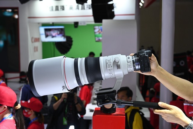 P&E 2021 佳能展台EOS R系统和RF镜头是主角