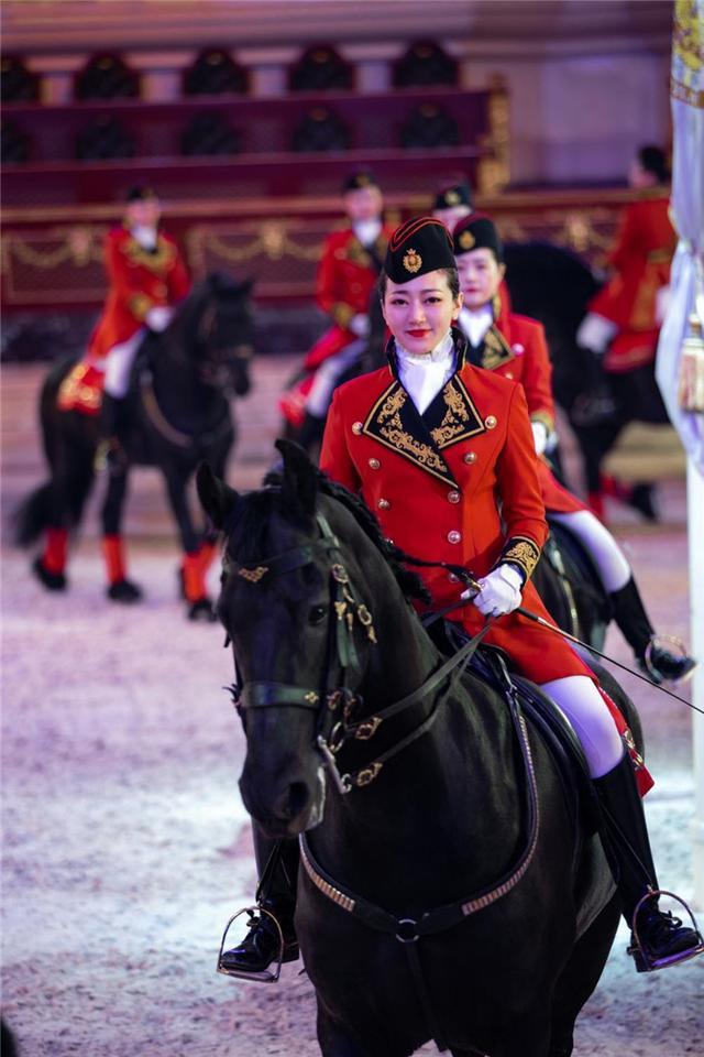 飓风呀!十年"情深与共"成就一个马术骑手的日常