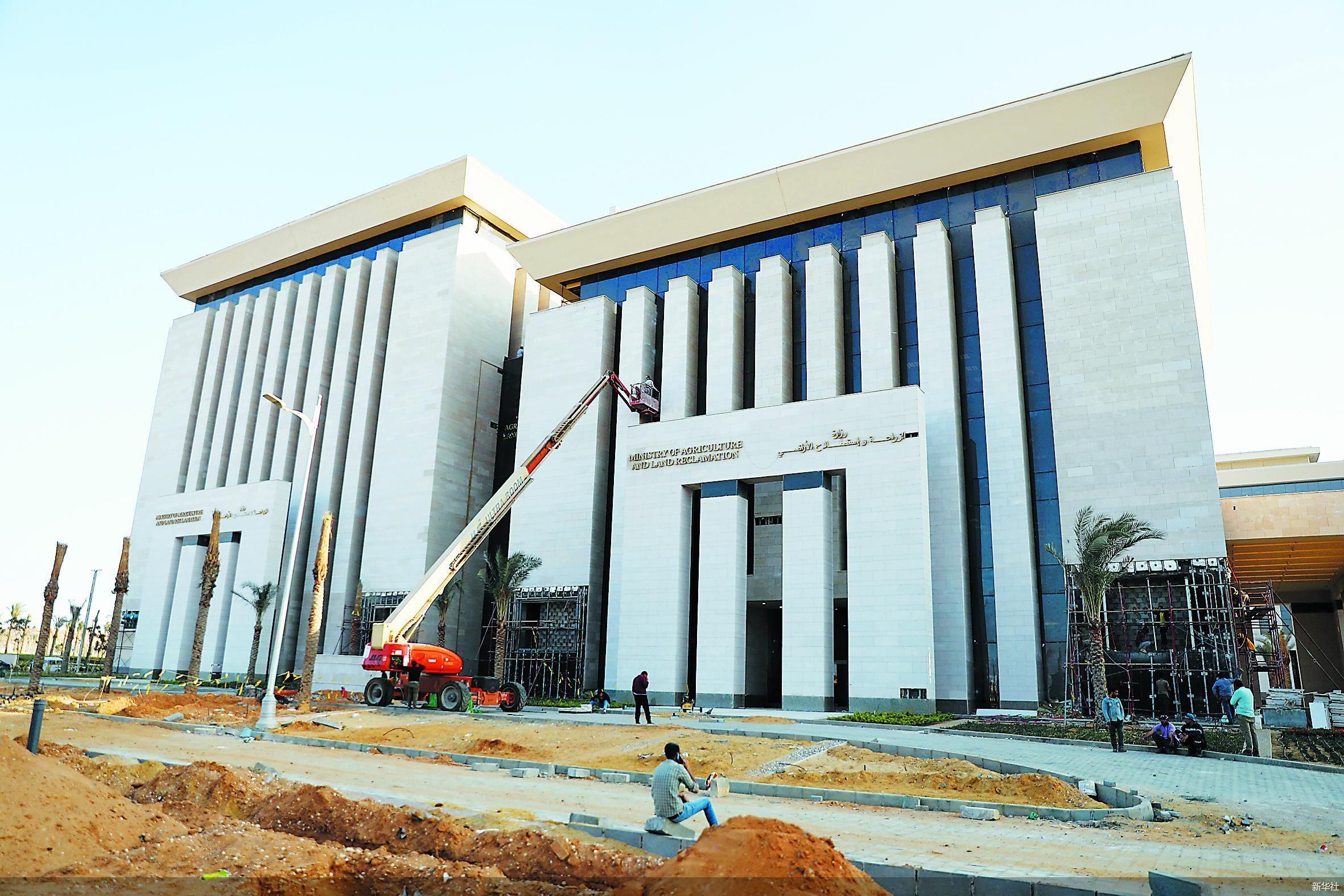 新华社/图当地时间11月3日,埃及总统府发表声明说,根据埃及总统塞西