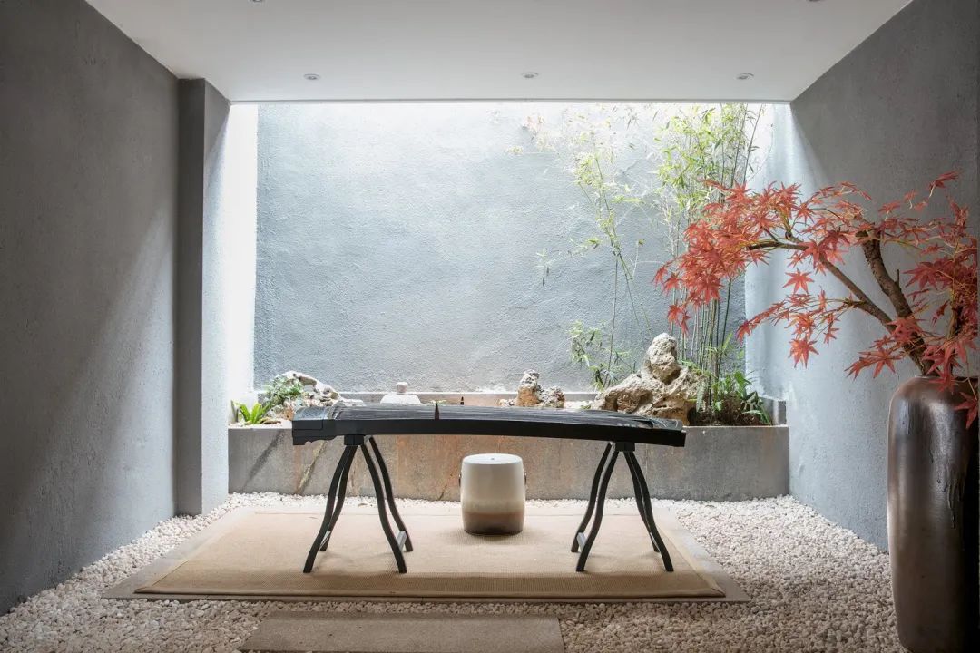 500㎡现代风格,加入禅意与时尚元素,让别墅空间充满诗意情趣