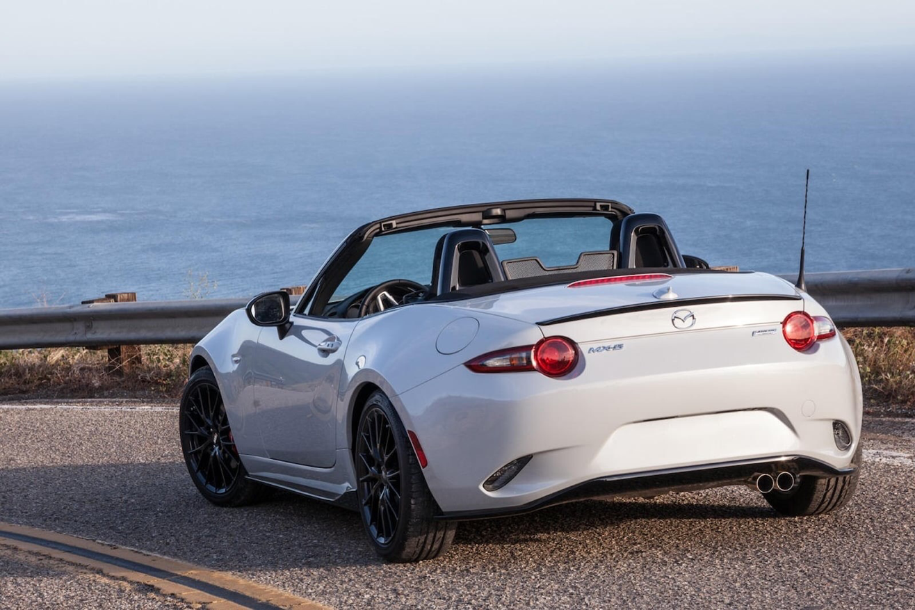 马自达离我们越来越远,但这款换新后的mx-5却越来越香了