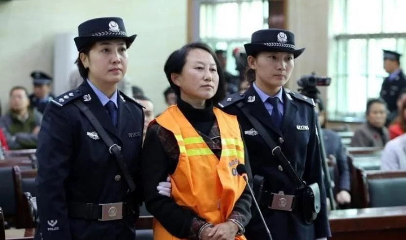 首位被判无期徒刑的"炒房客",手握100多套北京房产,资产上亿