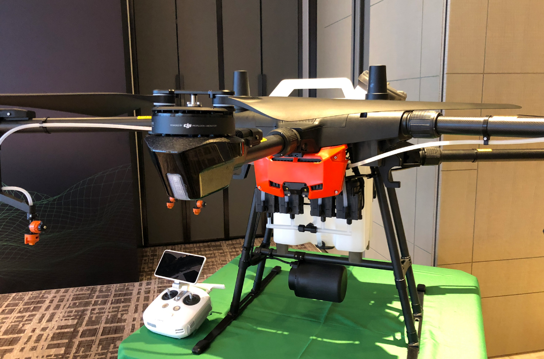 根据发布会的信息来看,此番推出的大疆t16植保无人飞机不同于普通无人