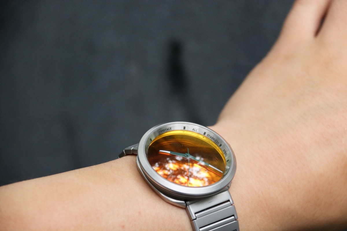 回头率爆棚:拥有科技感的太阳镜石英手表你见过吗?