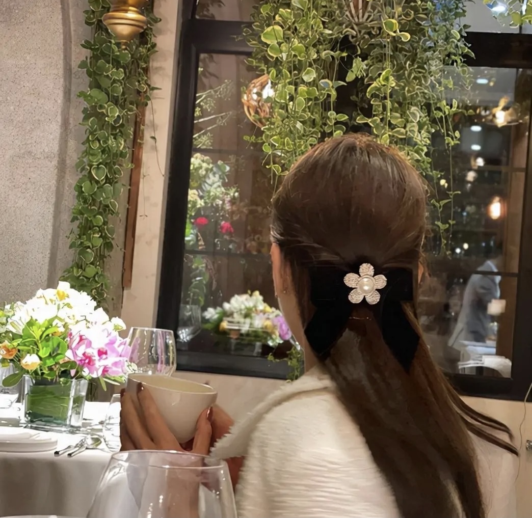 DD04B136-5A8C-4F95-BA3F-B57148B5D247