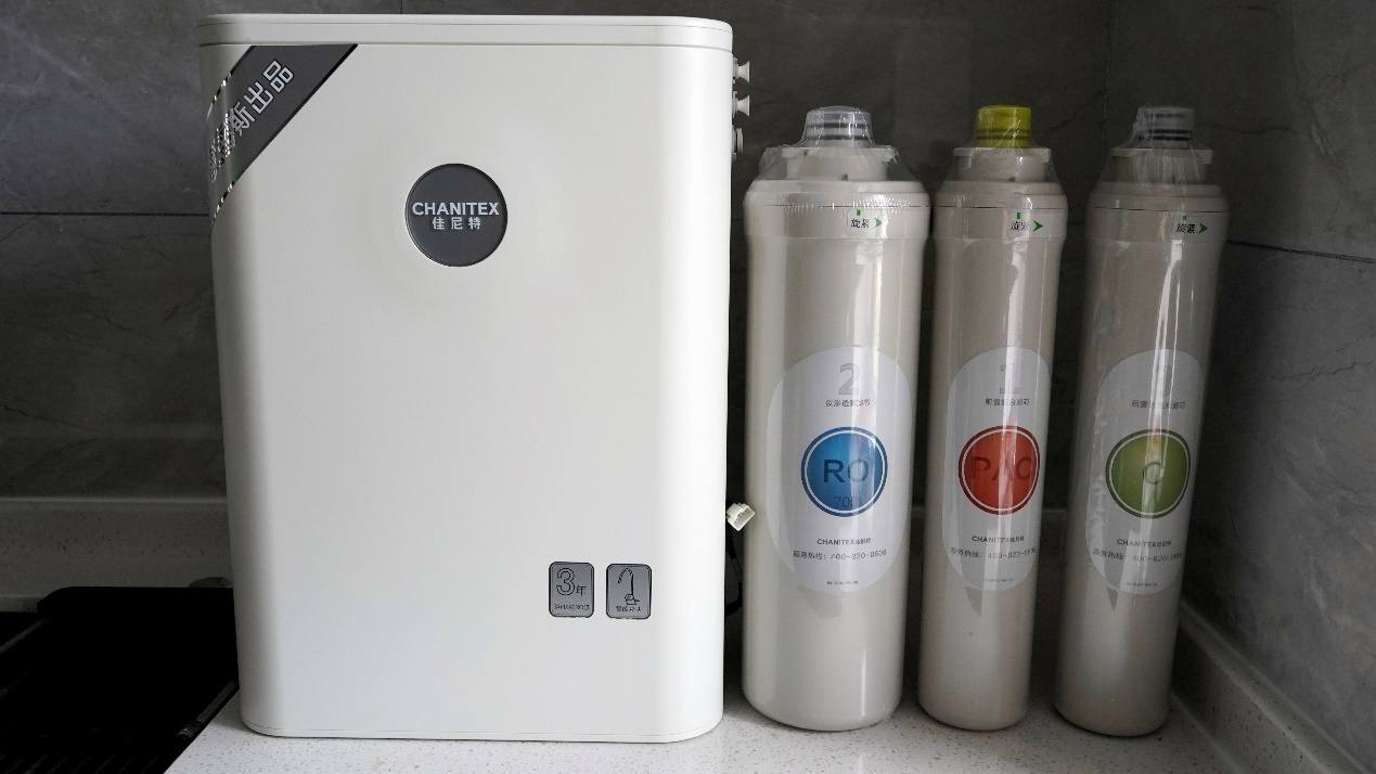 10倍改善亲眼所见,ao史密斯佳尼特700g净水器,让你畅饮每一滴水__凤凰