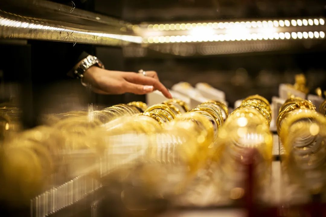 周大福珠宝商店 图片来源:视觉中国