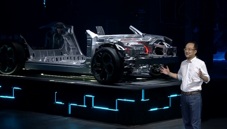 smart全球销售副总裁daniel lescow在linkedin表示:smart的第一款suv