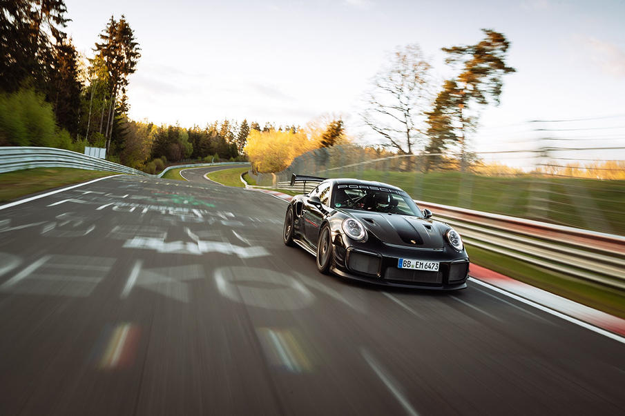 6分43300秒保时捷911gt2rs创造纽博格林北环赛道新记录