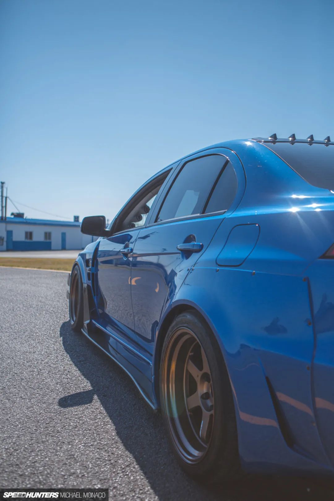 一半是性能一半是外观造就了这台魅力十足的十代evo