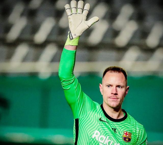Nhưng ông ấy đã đóng góp rất lớn cho việc leo cây của Bayern trong mùa này.
.