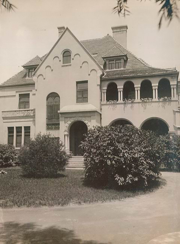 “穷小子”汉纳根后来在天津的豪宅