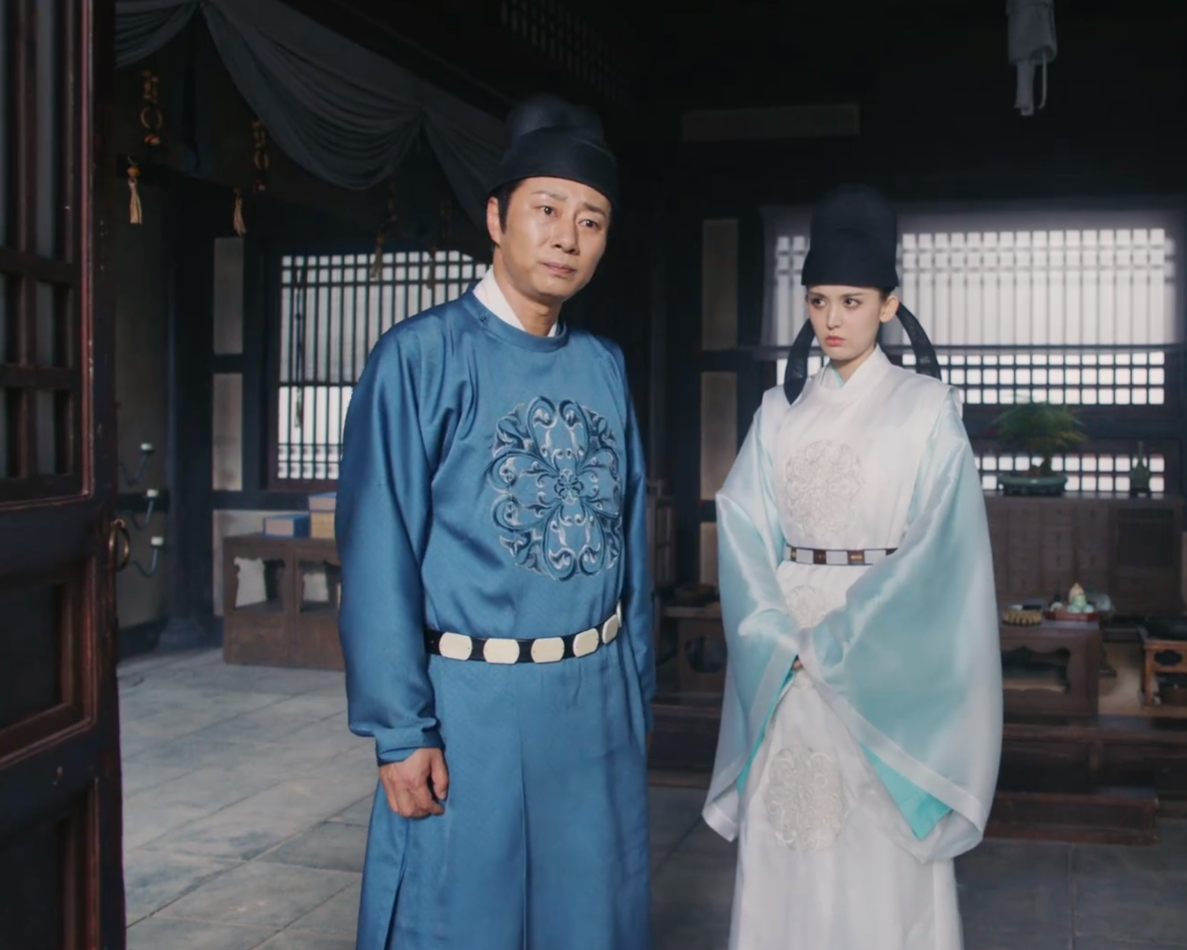 《风起霓裳》劝退观众,女主傻白甜人设翻车,古力娜扎演技辣眼睛