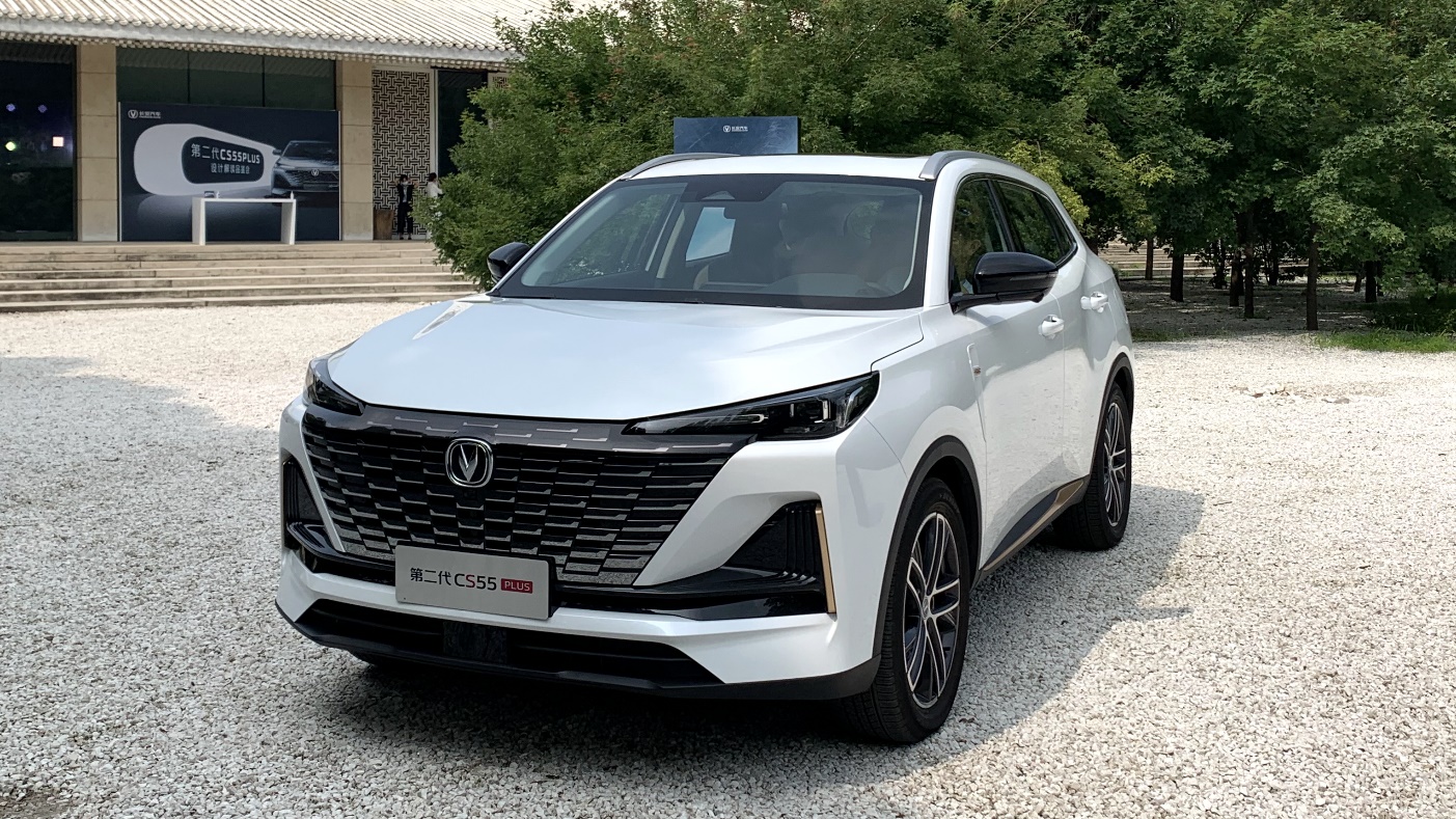 预售价只比现款贵14万全新长安cs55plus更值得买了吗