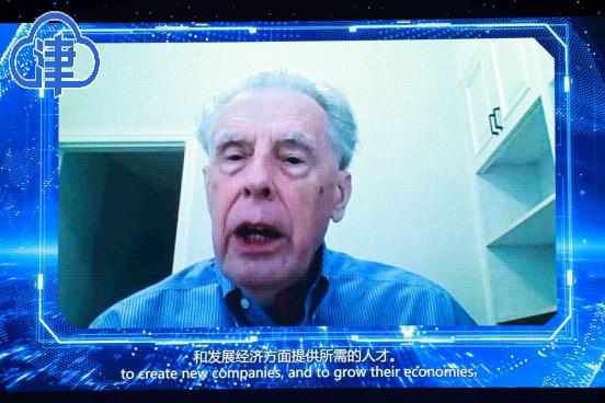 图灵奖得主霍普克罗夫特:AI人工智能核心是教育人才