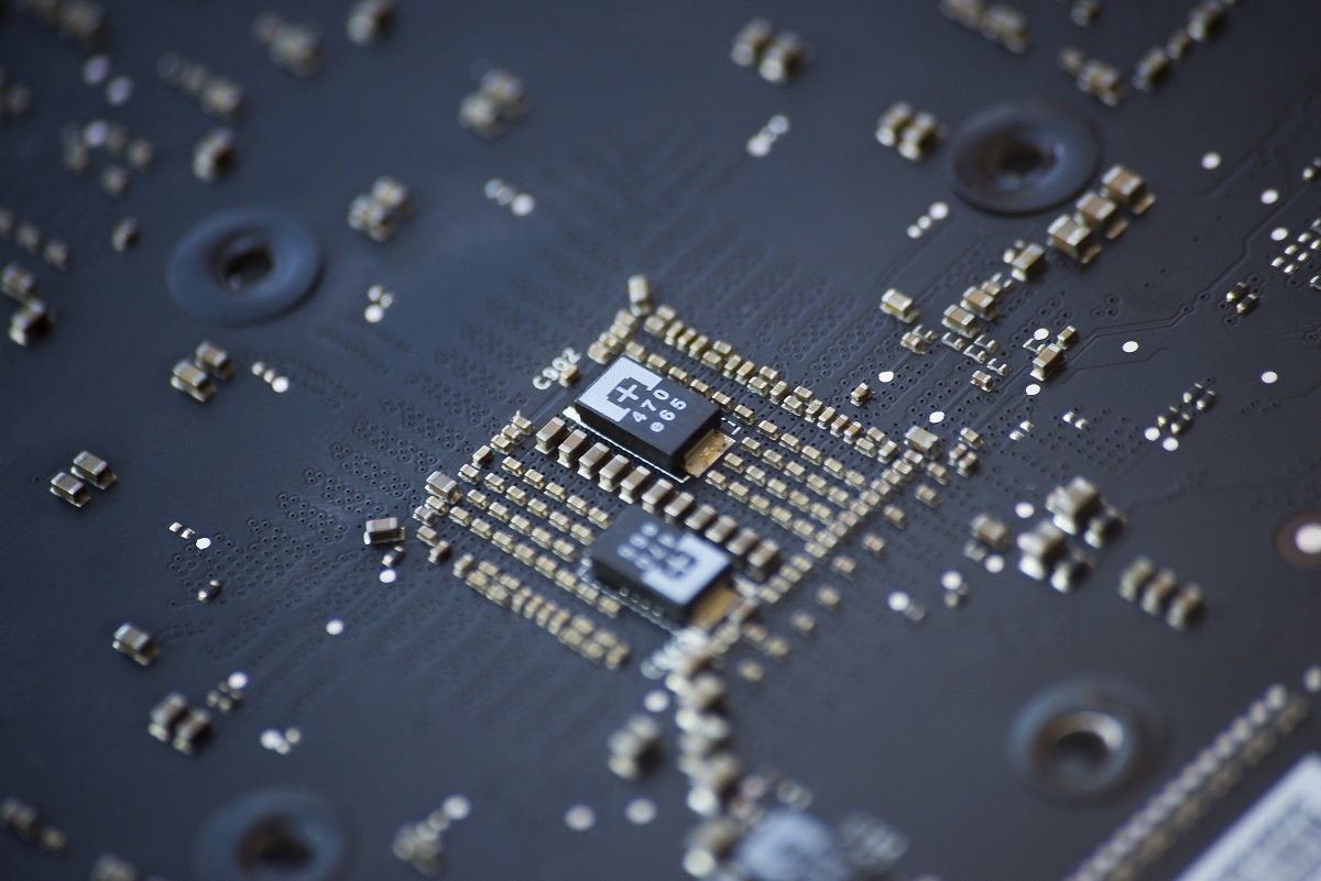 中报专题量价齐升大幅催涨中报业绩半导体板块未来成长性如何