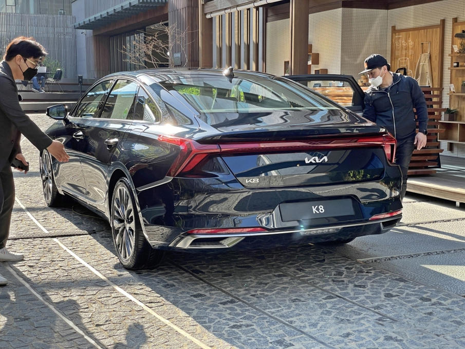 韩系动向330起亚k8实拍豪华感比a6l也丝毫不弱