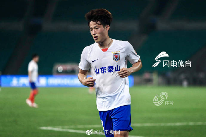 【 #<em>孙</em><em>准</em><em>浩</em>入选韩国队集训名单#】北京时间5月2...
