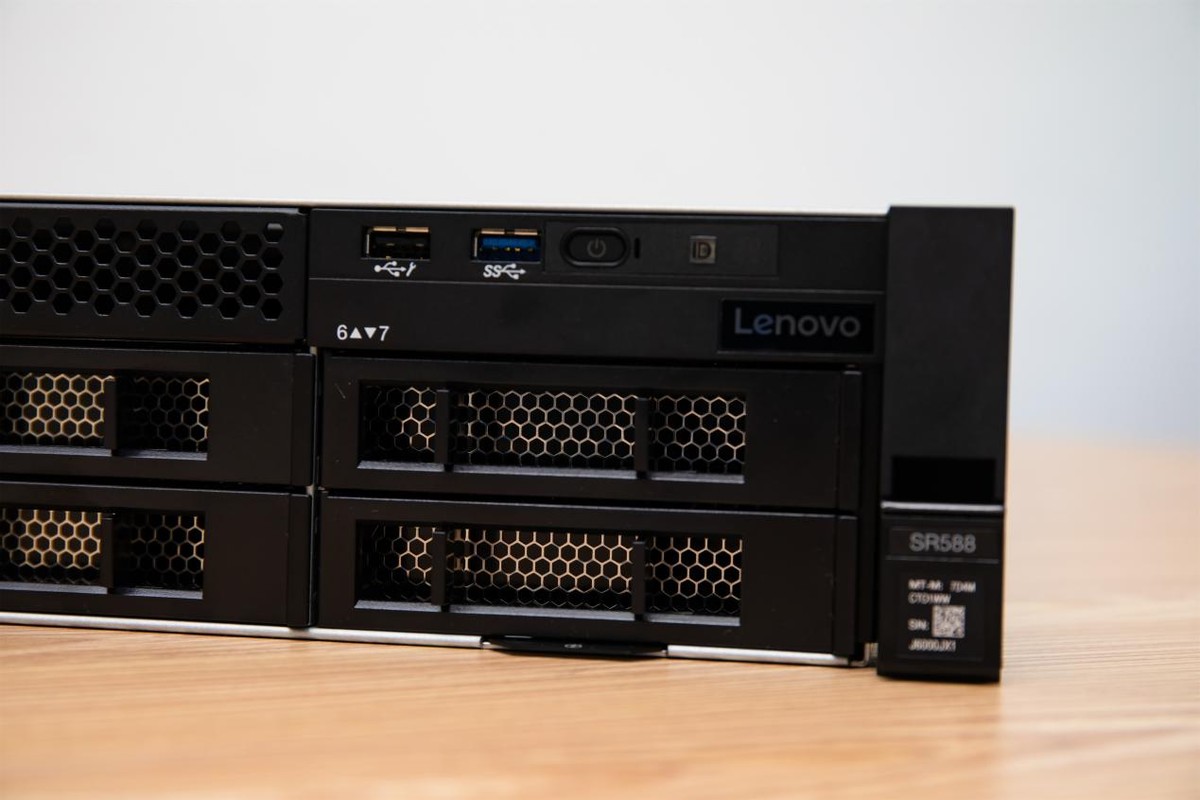 联想thinkserver sr588服务器主机开箱:企业推荐爆款机型
