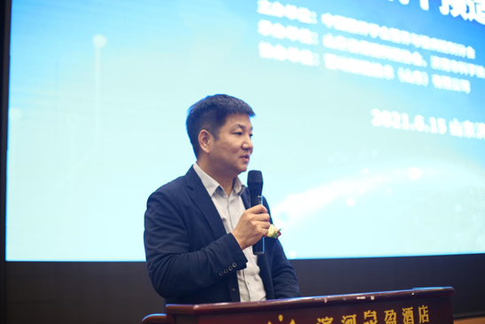 中国保健协会副理事长徐华峰