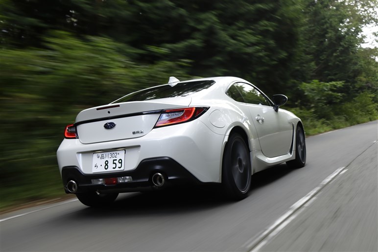 身材保持不变 动力明显提升 新款斯巴鲁brz图解