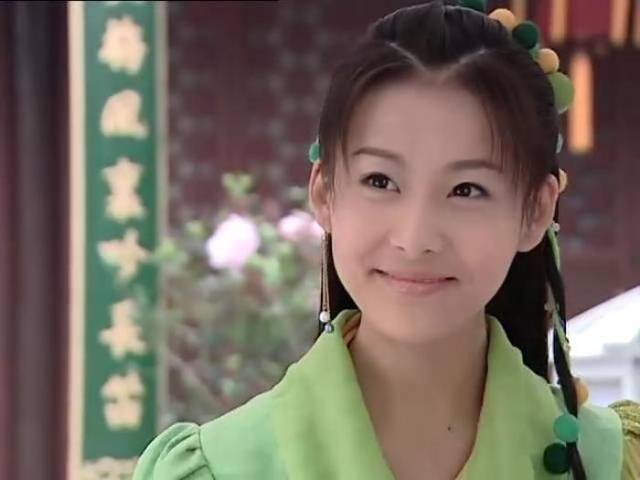 要知道,早在2008年,年仅22岁的贾青就在《八仙全传》中出演了女主角"