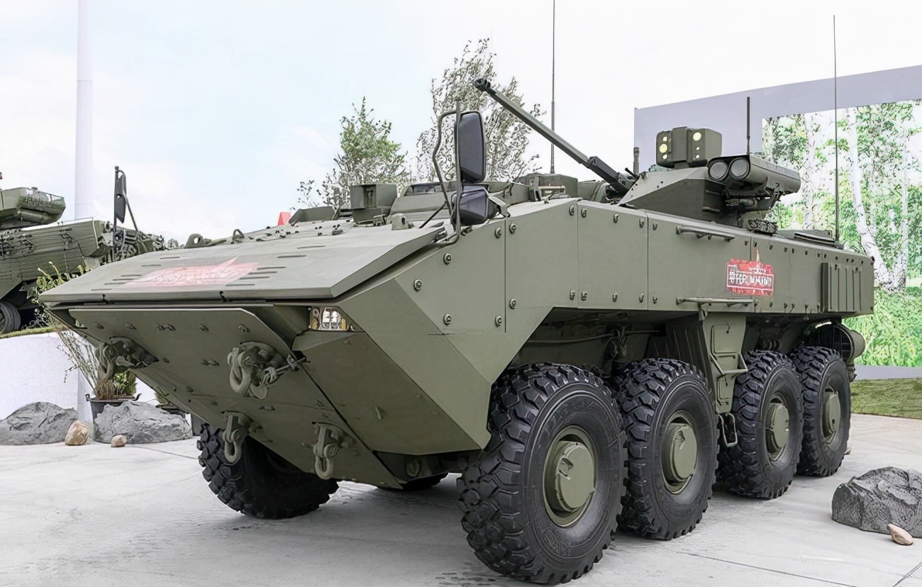 俄罗斯推出新型轮式装甲车,防护力大幅增强