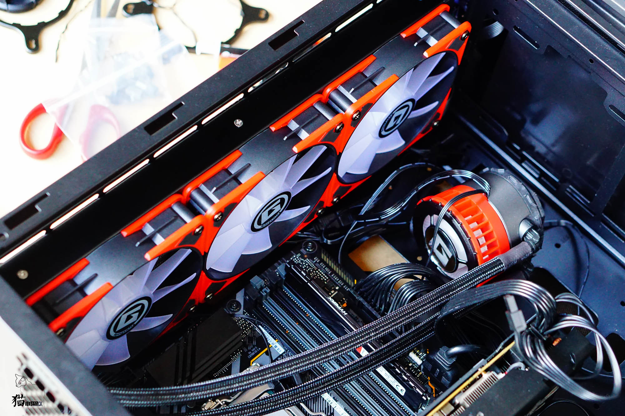 力压i7k大火炉--美商艾湃电竞titan-360 oc cpu一体式水冷散热器