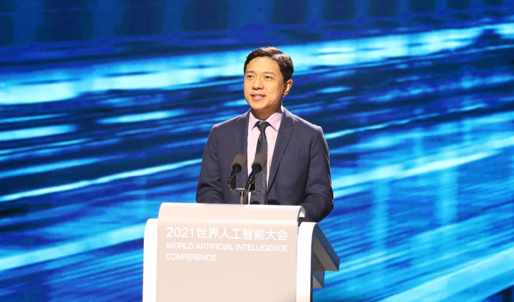 李彦宏WAIC演讲:人工智能是影响未来40年人类发展的变革力量
