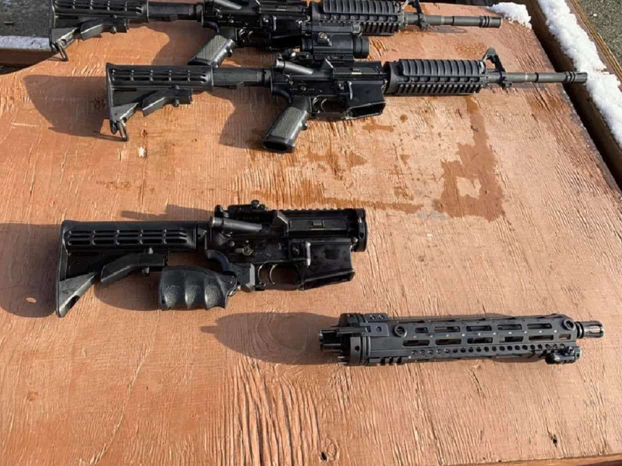 专为坠机而生的步枪美军历史上为飞行员装备的五款生存步枪