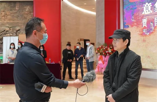 中央美院贾国强"意象传承·中国花鸟画作品巡展"首站在山东举行__凤凰