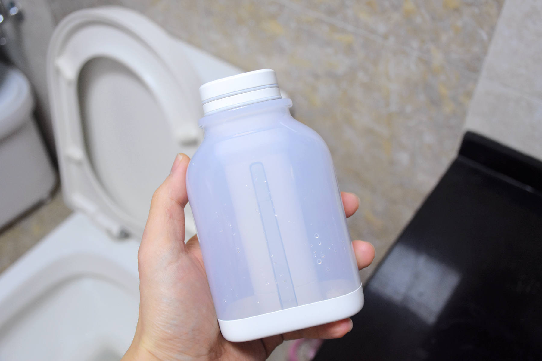 平价版 智能马桶盖 口袋随行的清洁神器 Loeho抗菌清洗机 凤凰网