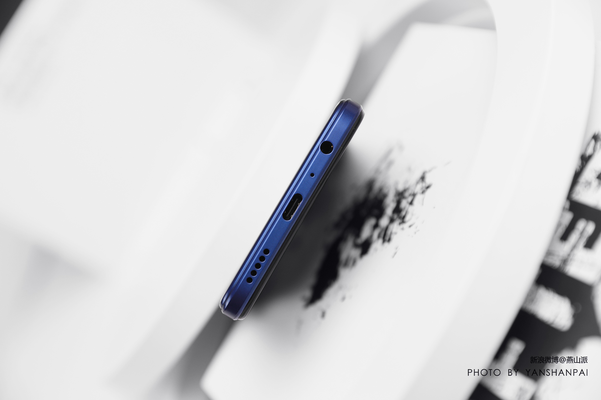 九年十代,无畏生长,续航够任性!高清图说麦芒10 se 5g