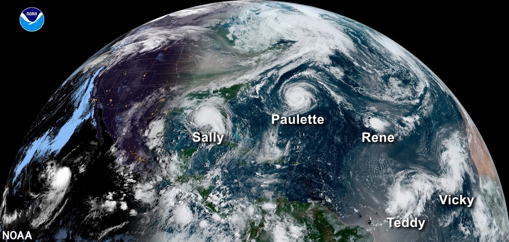 NOAA卫星于 2020 年 9 月 14 日拍摄的图像显示了五个热带风暴同时在大西洋旋转。