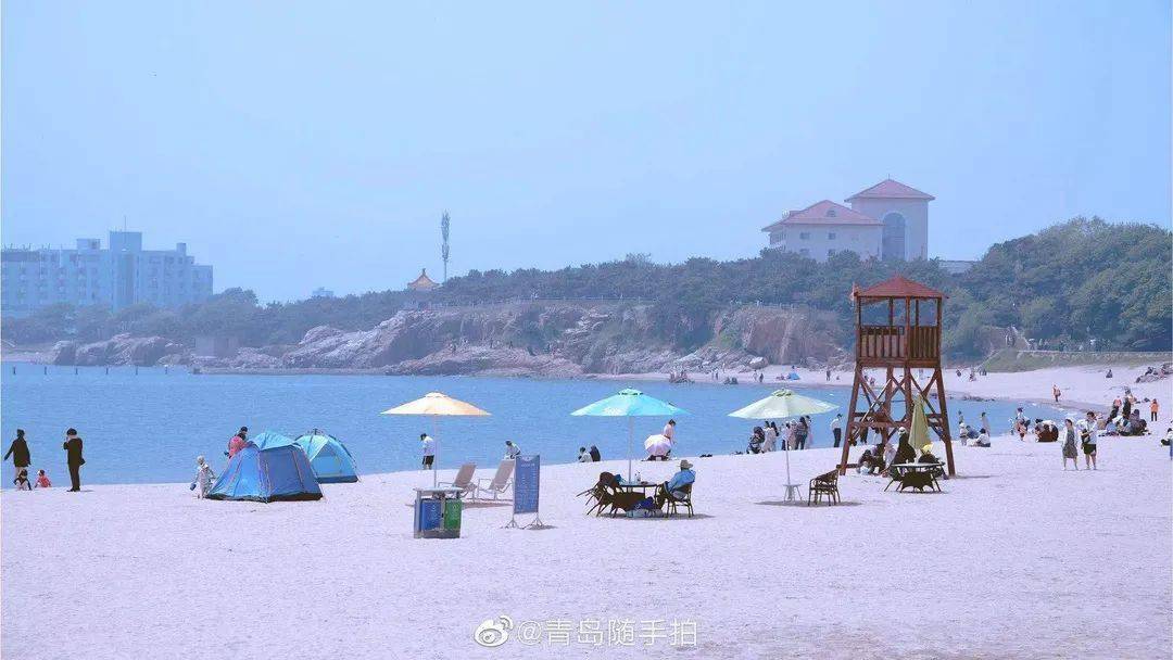 图片来源:微博@青岛随手拍第二海水浴场又称"太平角海水浴场".