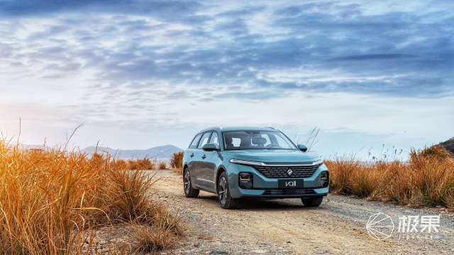 旅行版“五菱神车”要来了?新宝骏休旅车正式命名为Valli